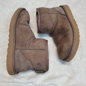 Ugg Classic Chocolate Brown‎ Suede Lined Mini Short Bootie Boots Shoes Women 6